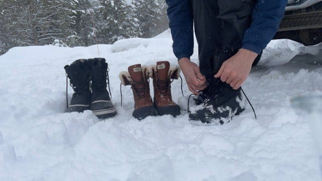 Should Winter Boots Be Tight or Loose?